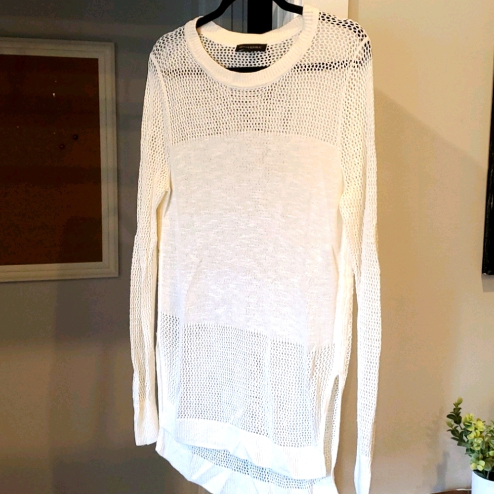 Long sleeve knitted summer sweater